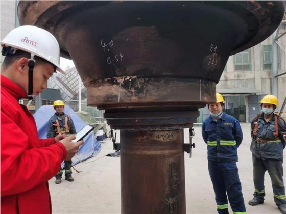 軸承安裝完成，現(xiàn)場測得軸向游隙值，并確定本次安裝到位