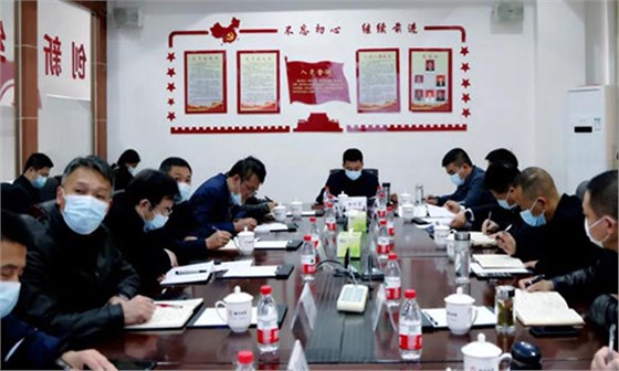 縣委常委、副縣長(zhǎng)占長(zhǎng)遠(yuǎn)參加調(diào)研并主持調(diào)研匯報(bào)會(huì)