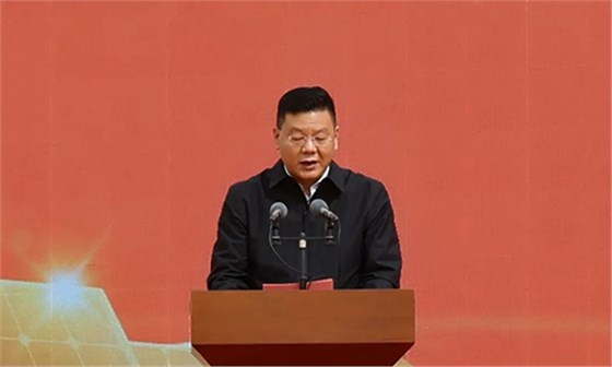 青海省發(fā)改委黨組書(shū)記、主任張納軍致辭