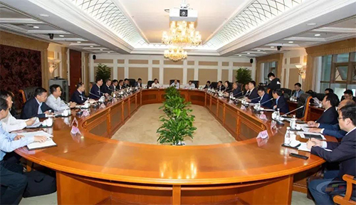 蚌埠市委市政府與海螺集團合作發(fā)展座談會
